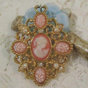 Victorian Style Cameo Pendant